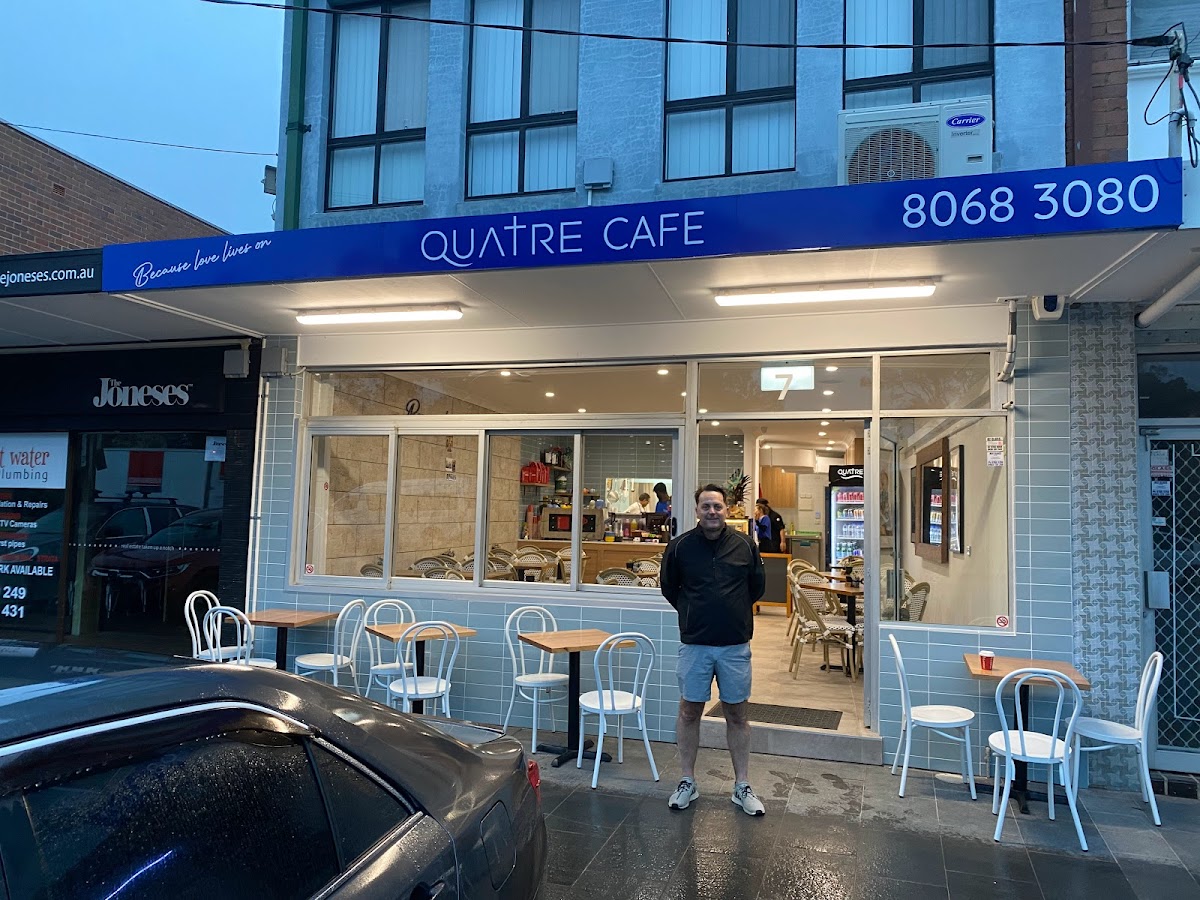Quatre Cafe